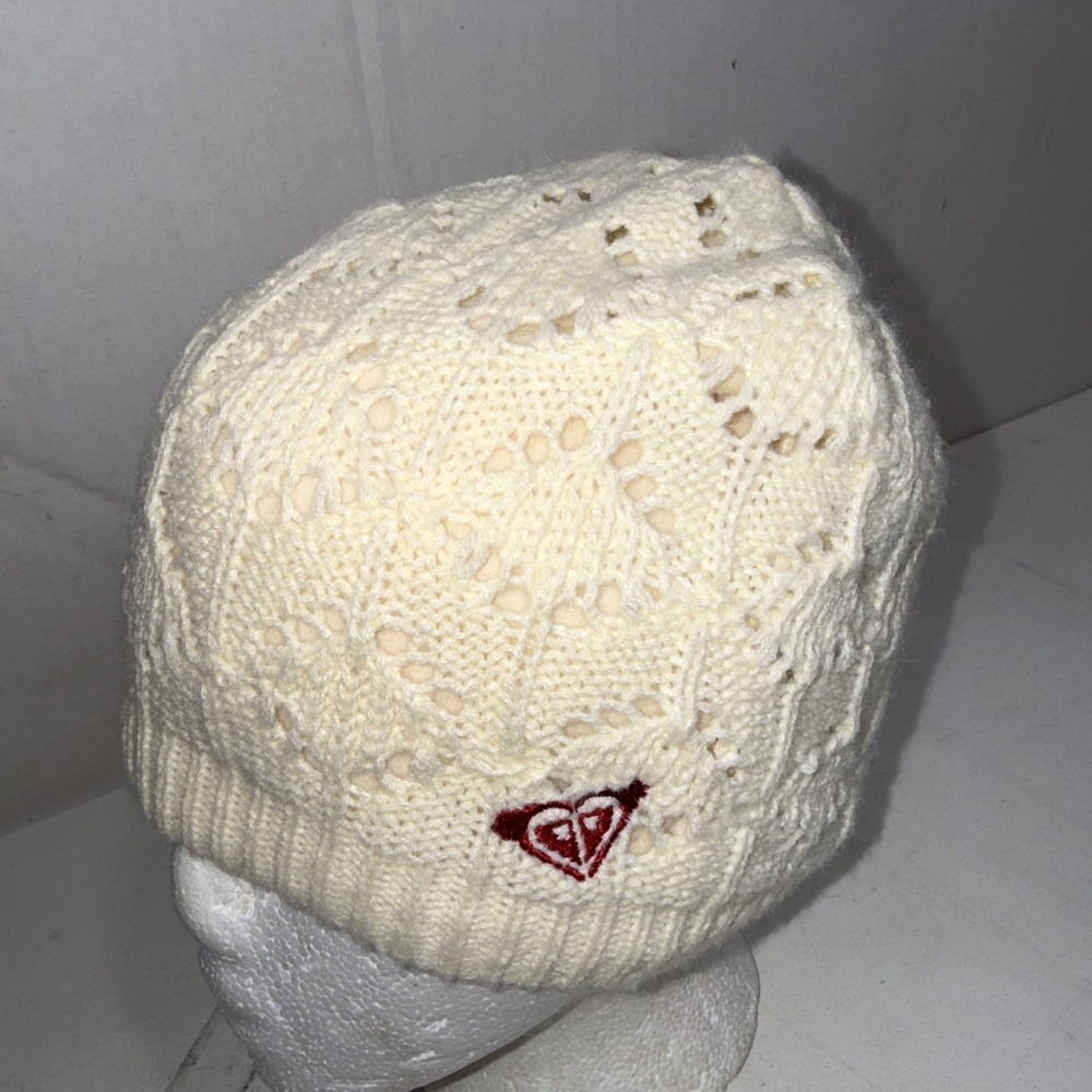 Vintage Y2K Roxy Open Knit Hat Cream Ivory Crochet Lace Ski Surf Skater Beanie